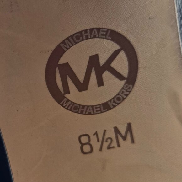 Michael Kors Embossed Leather Buckled Peep Toe Platform Booties – Size 8.5M - Picture 11 of 12